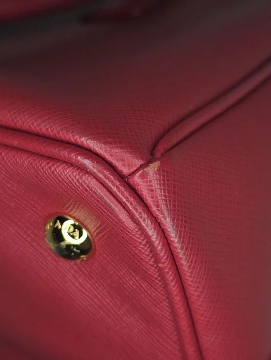 Prada Galleria Lux red Saffiano - Picture 13 of 16